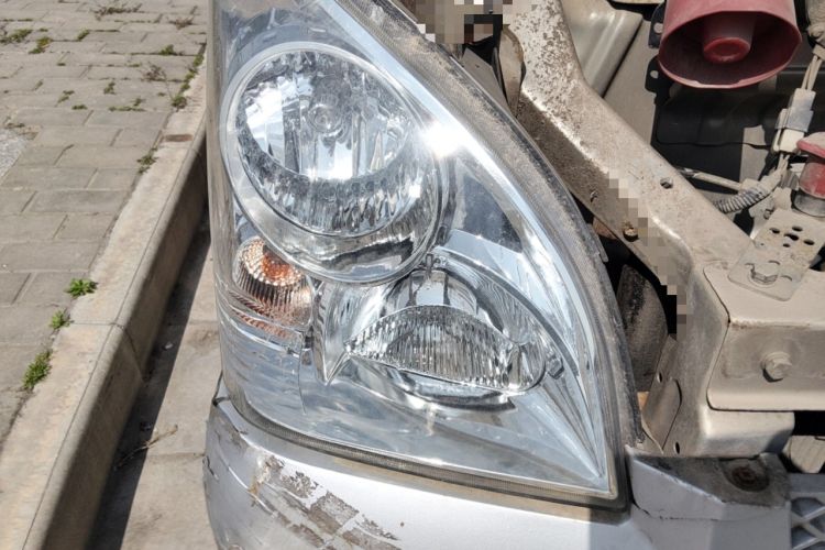 Used Wuling Rongguang 2011 1.2L Base Version Right Front Headlight