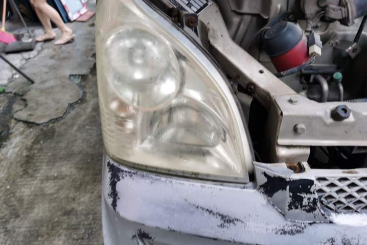 Used Wuling Rongguang 2011 1.2L Base Version Right Front Headlight