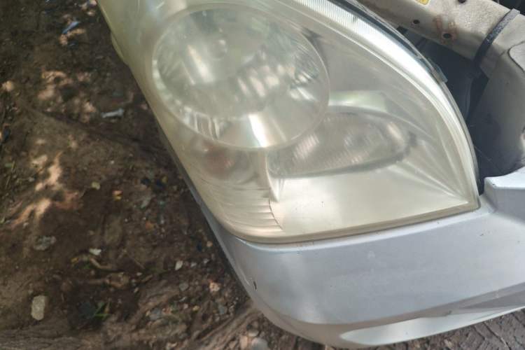 Used Wuling Rongguang 2011 1.2L Standard Version Right Front Headlight