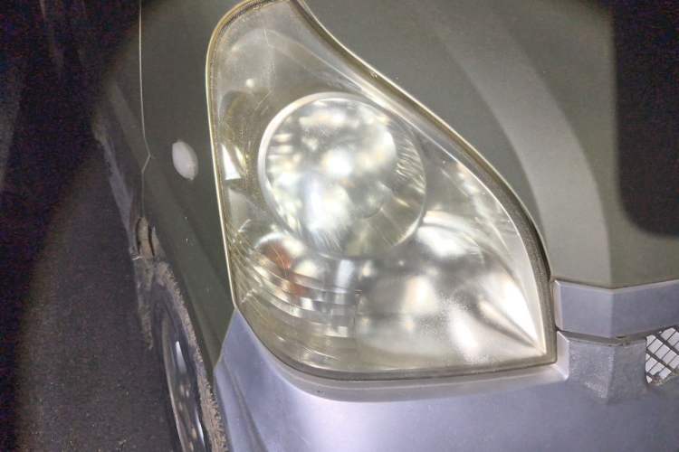 Used Wuling Rongguang 2011 1.2L Standard Version Right Front Headlight