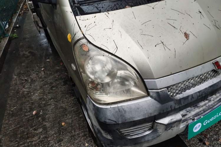 Used Wuling Rongguang 2011 1.2L Comfort Model Right Front Headlight