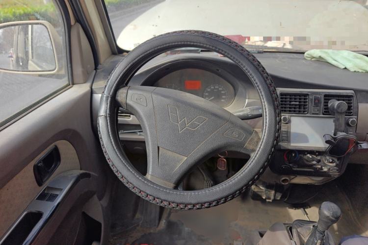 Used Wuling Rongguang 2011 1.2L Standard Version Steering Wheel