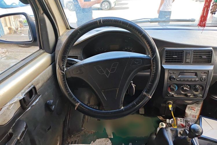 Used Wuling Rongguang 2011 1.5L Base Version Steering Wheel