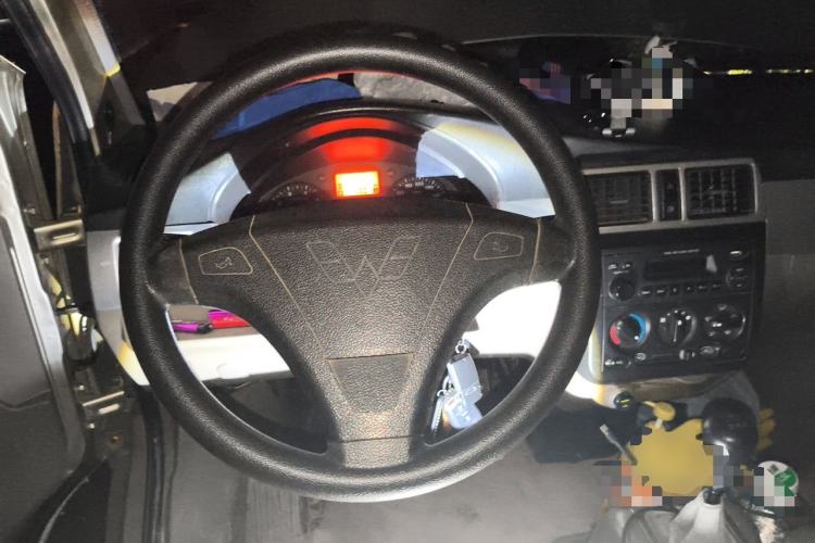 Used Wuling Rongguang 2011 1.2L Standard Version Steering Wheel