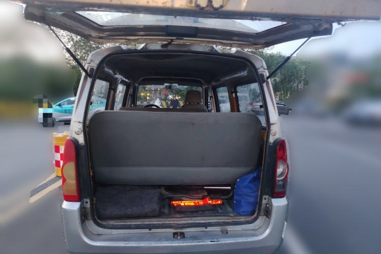 Used Wuling Rongguang 2011 1.2L Base Version Trunk