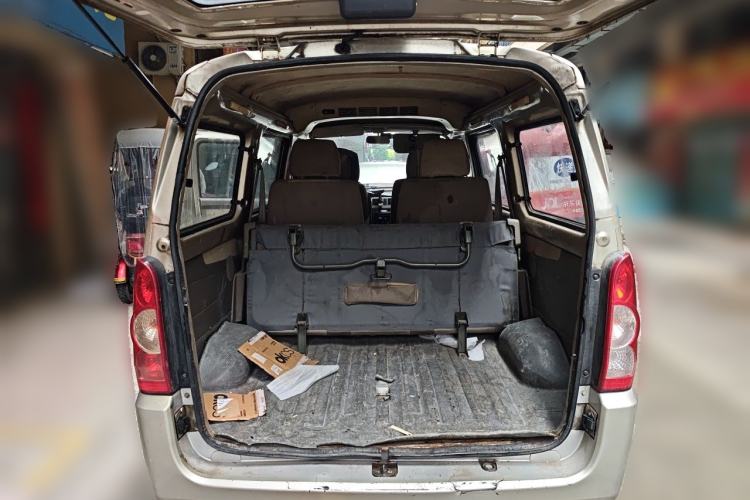 Used Wuling Rongguang 2011 1.2L Standard Version Trunk