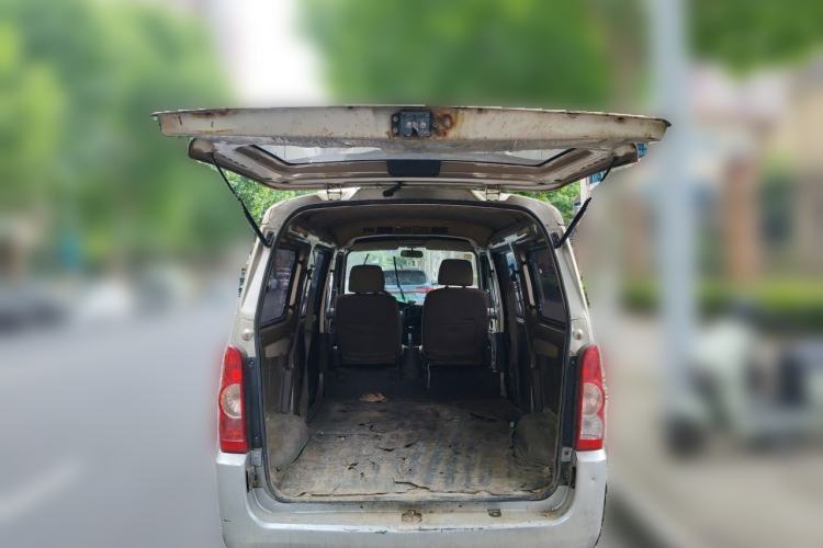 Used Wuling Rongguang 2011 1.2L Standard Version Trunk