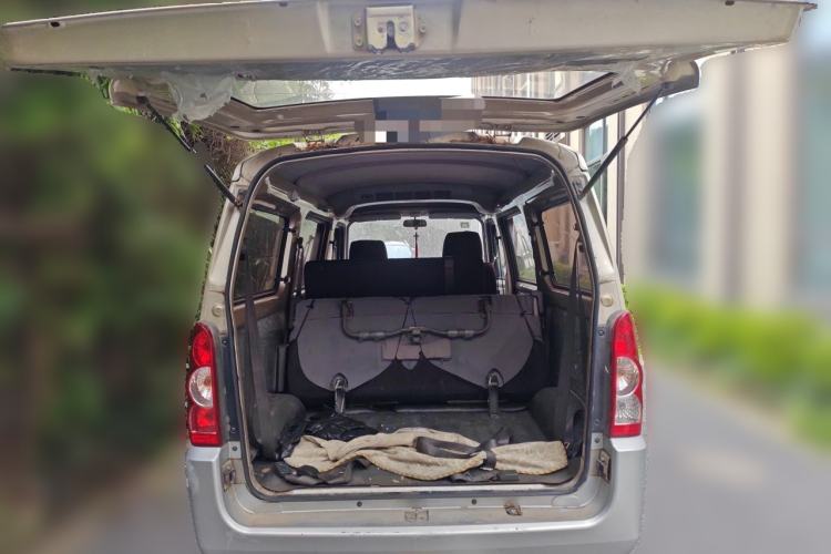 Used Wuling Rongguang 2011 1.2L Base Version Trunk