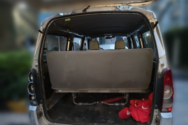 Used Wuling Rongguang 2011 1.2L Base Version Trunk