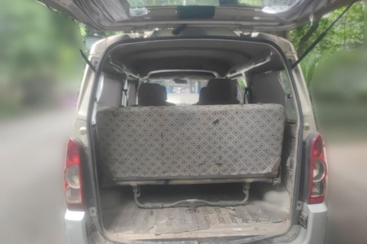 Used Wuling Rongguang 2011 1.2L Standard Version Trunk