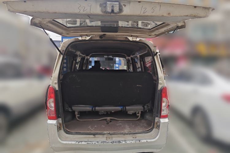 Used Wuling Rongguang 2011 1.2L Base Version Trunk