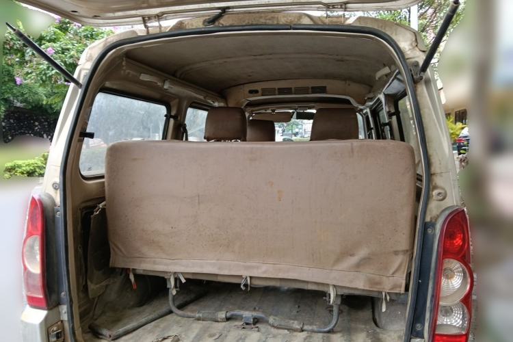 Used Wuling Rongguang 2011 1.2L Comfort Model Trunk