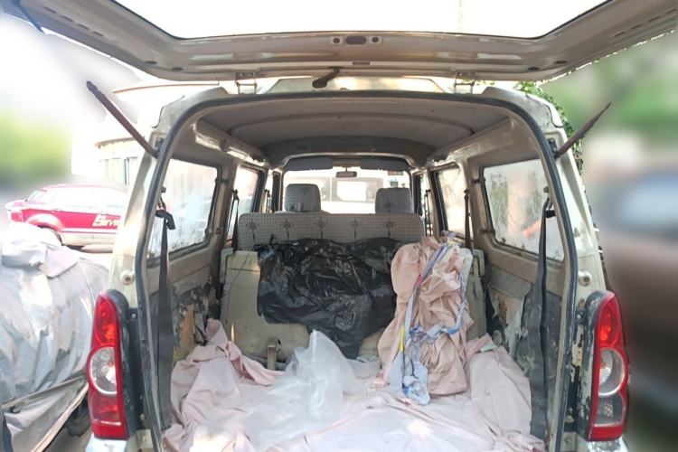 Used Wuling Rongguang 2011 1.2L Base Version Trunk