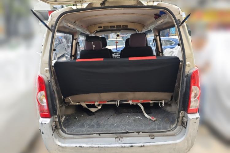 Used Wuling Rongguang 2011 1.2L Standard Version Trunk