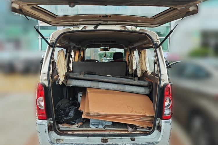 Used Wuling Rongguang 2011 1.2L Base Version Trunk