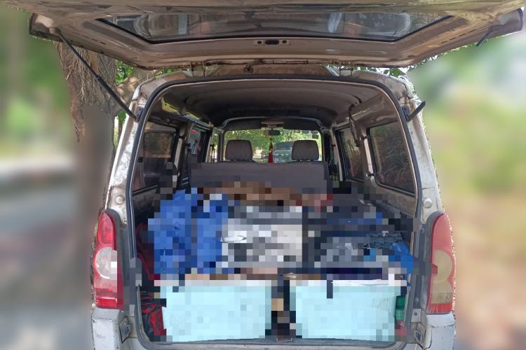 Used Wuling Rongguang 2011 1.2L Base Version Trunk
