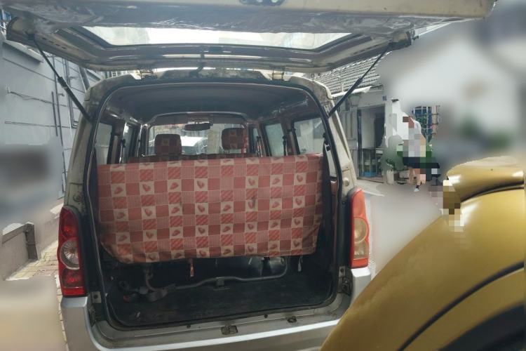 Used Wuling Rongguang 2011 1.5L Base Version Trunk