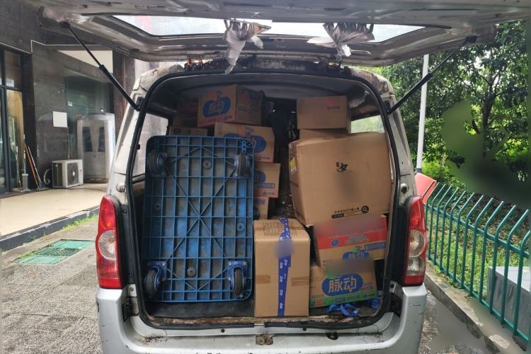 Used Wuling Rongguang 2011 1.2L Comfort Model Trunk