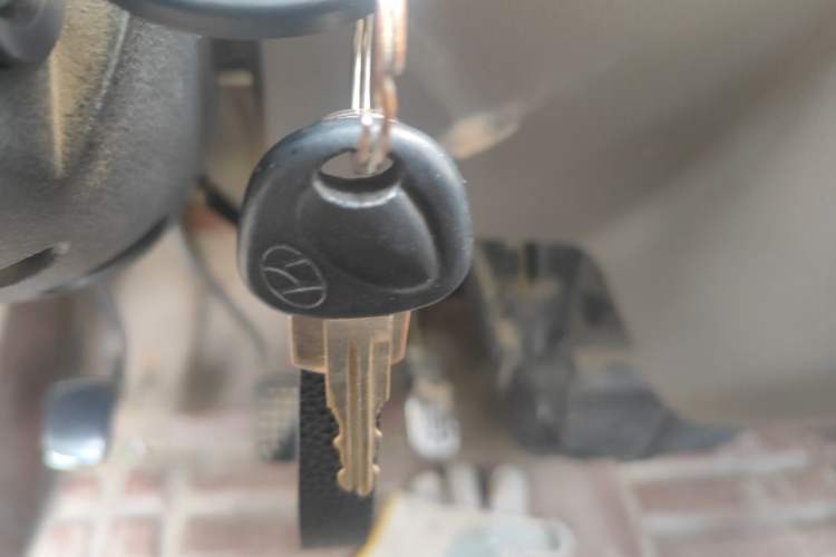 Used Wuling Rongguang 2011 1.2L Comfort Model Vehicle Key