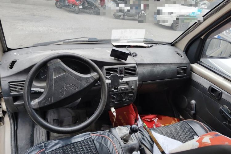 Used Wuling Rongguang 2012 1.2L Extended Basic Version LJY Center Console