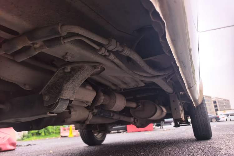 Used Wuling Rongguang 2012 1.2L Extended Basic Version LJY Chassis Front Left