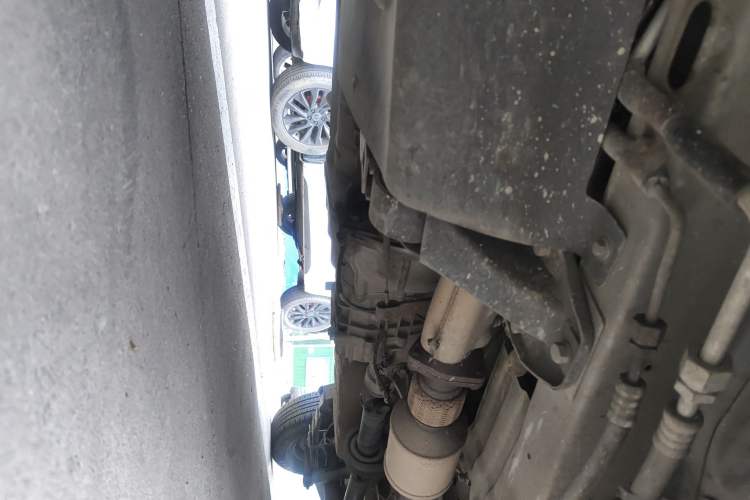 Used Wuling Rongguang 2012 1.5L Extended Basic Version Chassis Front Left