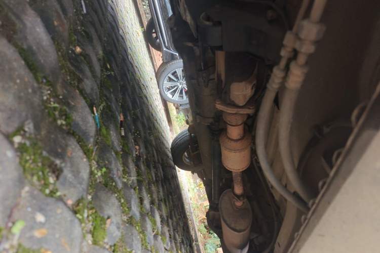Used Wuling Rongguang 2012 1.2L Extended Basic Version LJY Chassis Front Left