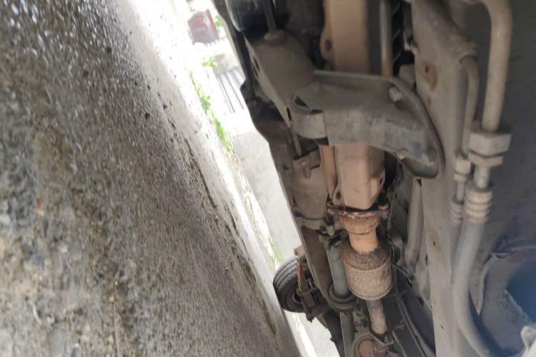 Used Wuling Rongguang 2012 1.2L Extended Basic Version LJY Chassis Front Left