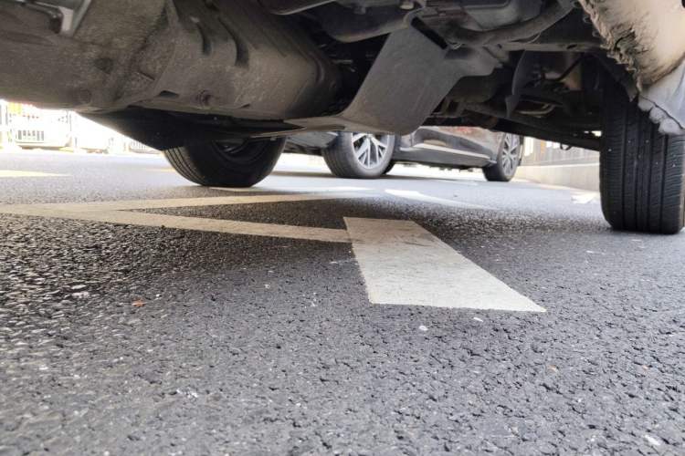 Used Wuling Rongguang 2012 1.5L Extended Standard Version Chassis Front Right