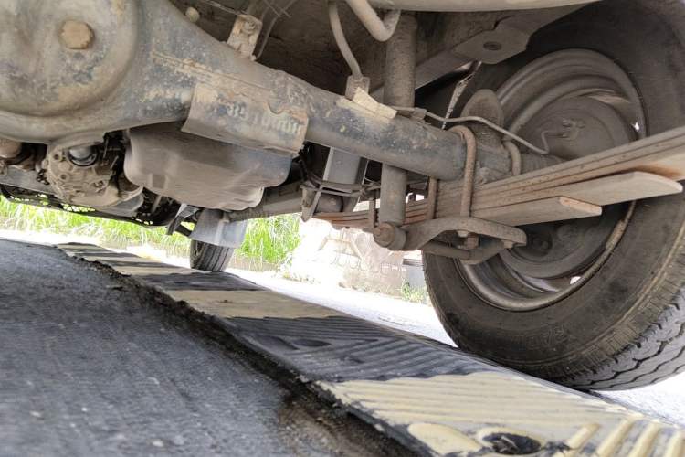 Used Wuling Rongguang 2012 1.5L Extended Basic Version Chassis Front Right