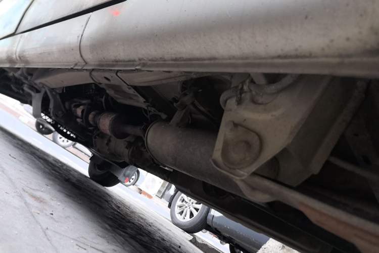 Used Wuling Rongguang 2012 1.2L Extended Basic Version LJY Chassis Rear Left