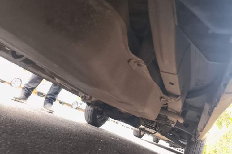 Used Wuling Rongguang 2012 1.2L Extended Basic Version LJY Chassis Rear Right