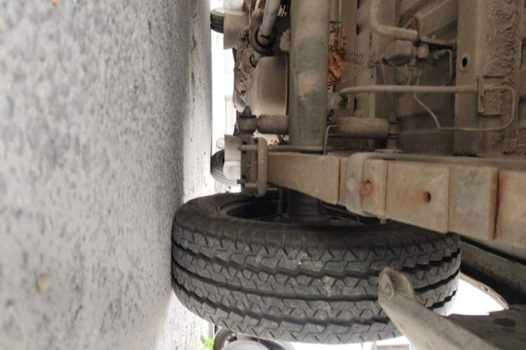 Used Wuling Rongguang 2012 1.2L Extended Basic Version LJY Chassis Rear Right