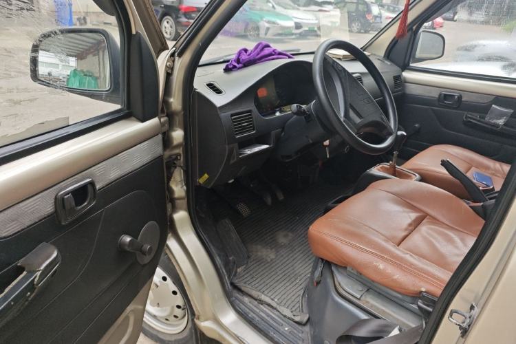 Used Wuling Rongguang 2012 1.5L Extended Basic Version Driver Seat