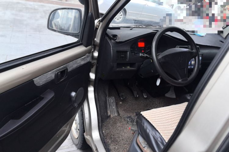 Used Wuling Rongguang 2012 1.2L Extended Basic Version LJY Driver Seat