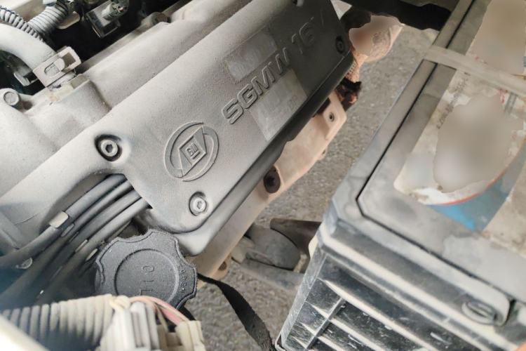 Used Wuling Rongguang 2012 1.2L Extended Basic Version LJY Engine Bay
