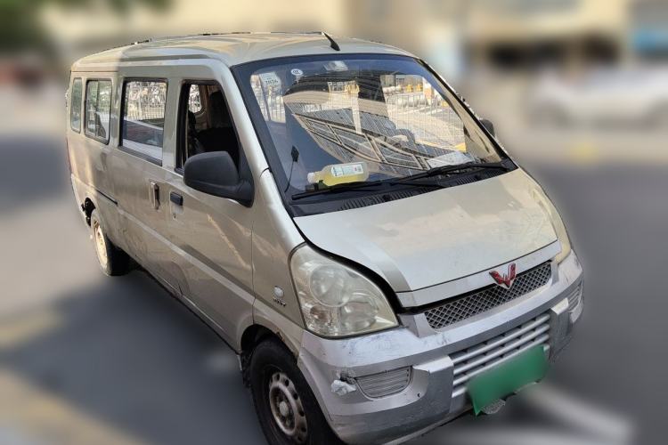 Used Wuling Rongguang 2012 1.5L Extended Standard Version Front Right 45 Deg