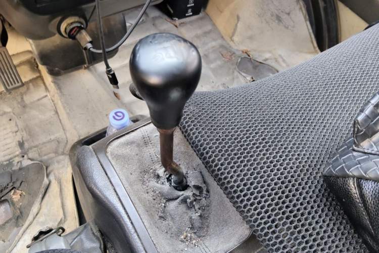 Used Wuling Rongguang 2012 1.5L Extended Standard Version Gear Lever
