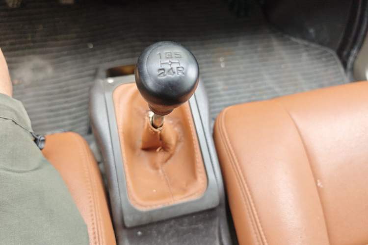 Used Wuling Rongguang 2012 1.5L Extended Basic Version Gear Lever