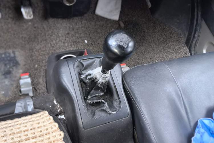 Used Wuling Rongguang 2012 1.2L Extended Basic Version LJY Gear Lever
