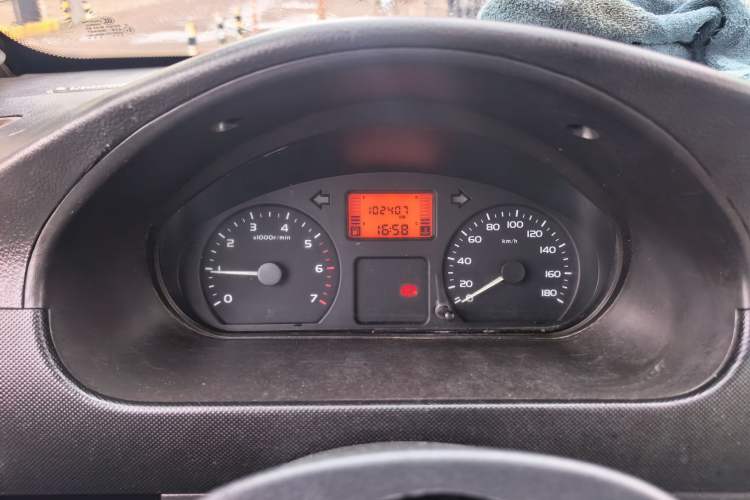 Used Wuling Rongguang 2012 1.2L Extended Basic Version LJY Instrument Cluster