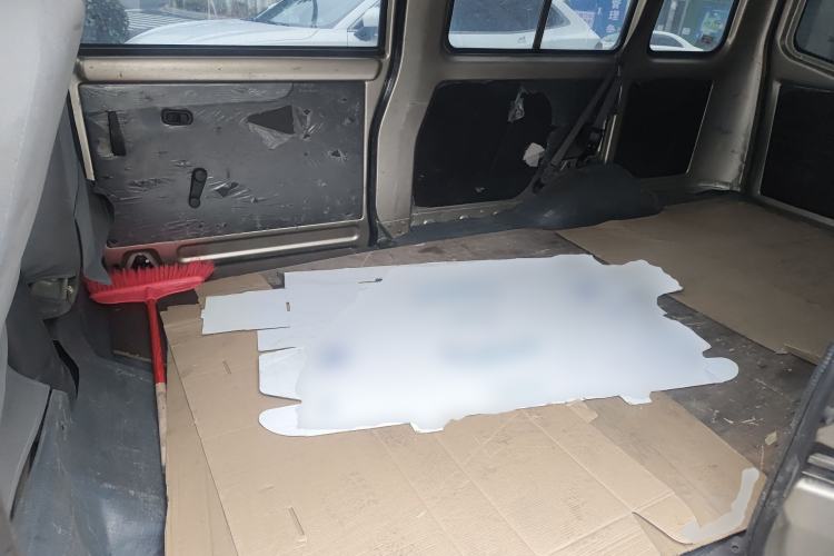 Used Wuling Rongguang 2012 1.5L Extended Basic Version Left Rear Seat