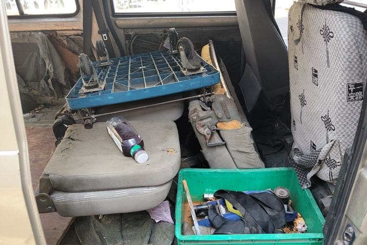 Used Wuling Rongguang 2012 1.5L Extended Standard Version Left Rear Seat