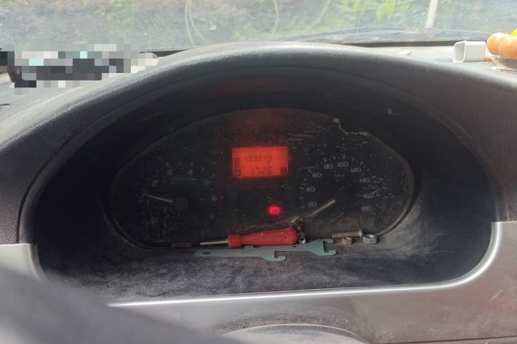 Used Wuling Rongguang 2012 1.2L Extended Basic Version LJY Odometer Close Up