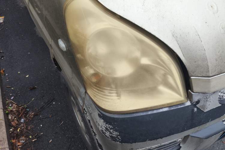 Used Wuling Rongguang 2012 1.2L Extended Basic Version LJY Right Front Headlight