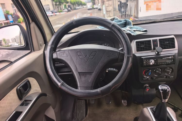 Used Wuling Rongguang 2012 1.2L Extended Basic Version LJY Steering Wheel