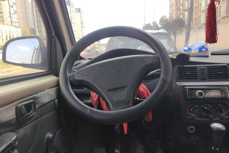 Used Wuling Rongguang 2012 1.2L Extended Basic Version LJY Steering Wheel