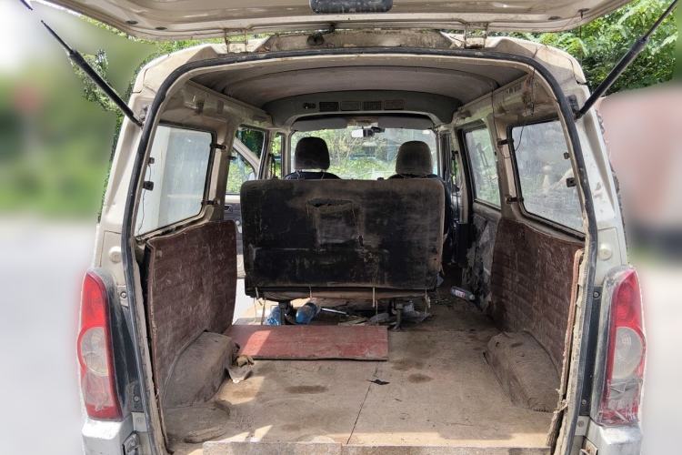 Used Wuling Rongguang 2012 1.5L Extended Basic Version Trunk
