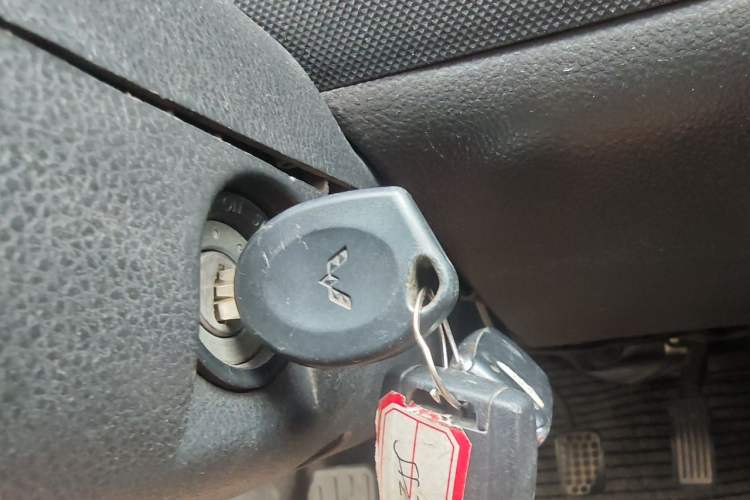 Used Wuling Rongguang 2012 1.5L Extended Basic Version Vehicle Key