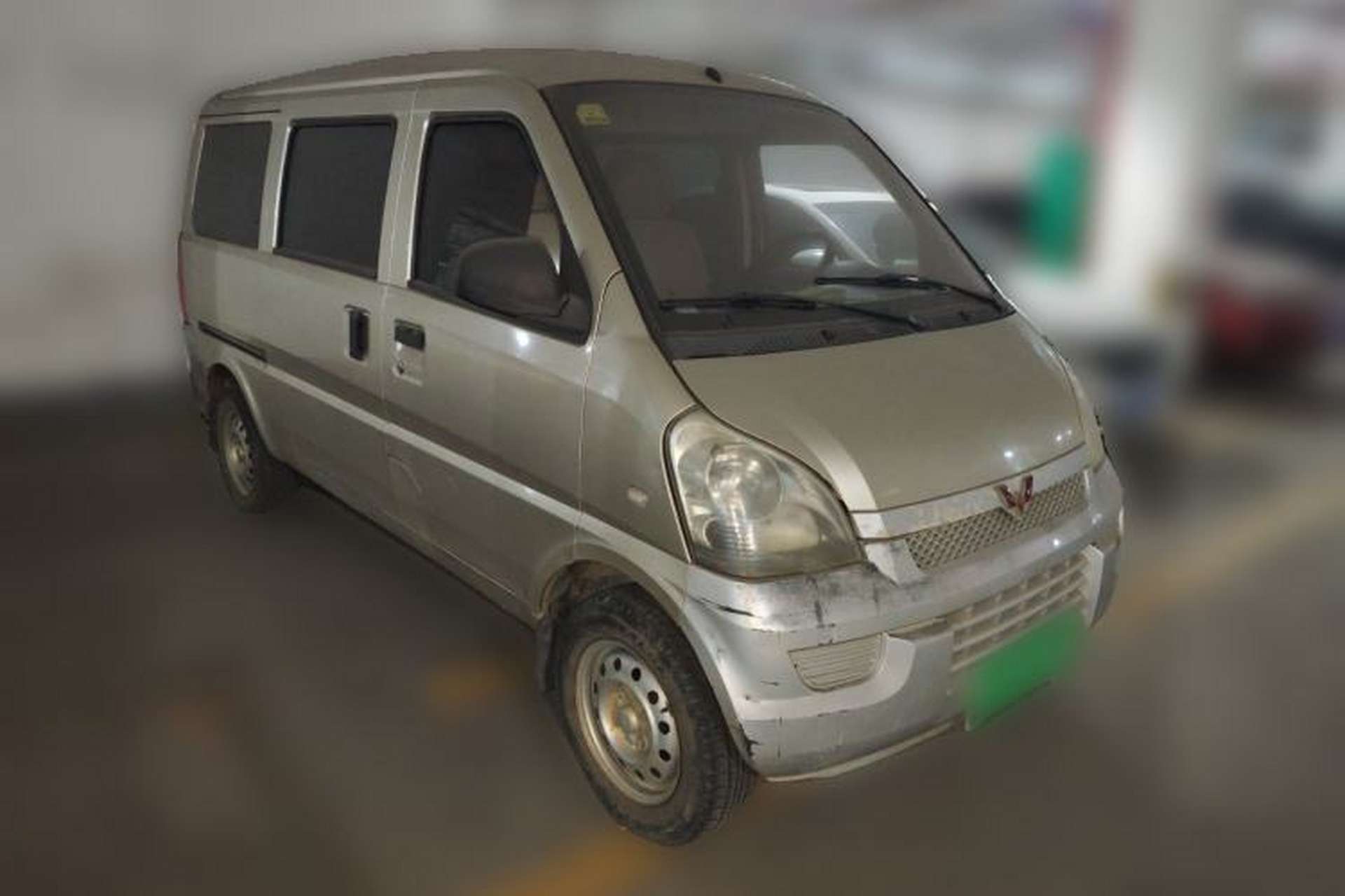 Used Wuling Rongguang 2012 1.2L Extended Basic Version LJY Front Right 45 Deg